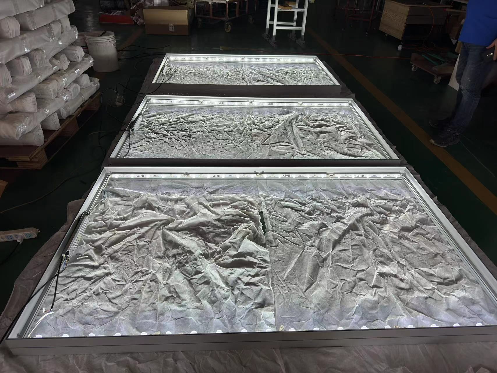 FREESTANDING FABRIC LIGHT BOX WITH HIGH QUALITY