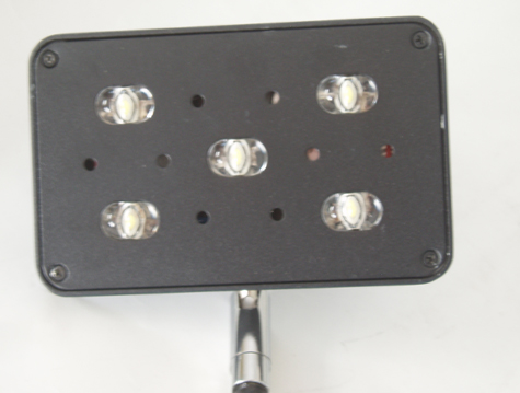 LED05.jpg